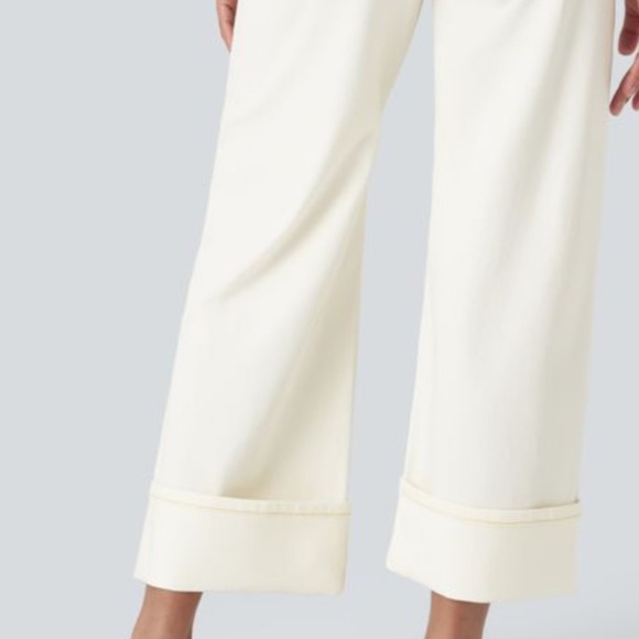 HALARA Flex Denim in winter white! FLEX DENIM is so comfy cute and FLATTERING 🔥 - Picture 13 of 15